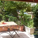 House Yanina * Bellano
