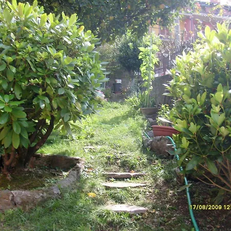 House Yanina Apartmán Bellano