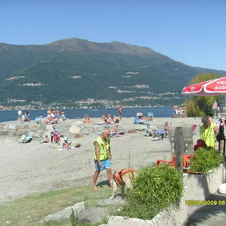 House Yanina Apartman Bellano