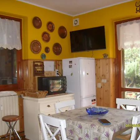 House Yanina Apartman